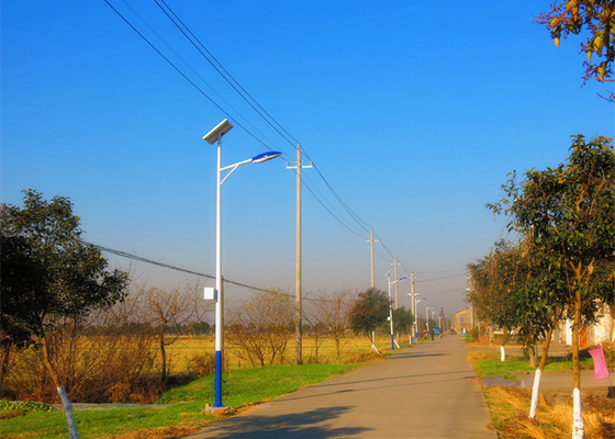 الصين السوبر مشرق الشمسية الغسق لفجر شارع الخفيفة، أدى ضوء الشارع مع لوحة للطاقة الشمسية 40W 12V / 24V دس المزود